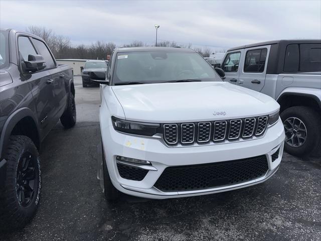 new 2025 Jeep Grand Cherokee car, priced at $59,995