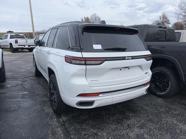 new 2025 Jeep Grand Cherokee car, priced at $59,995