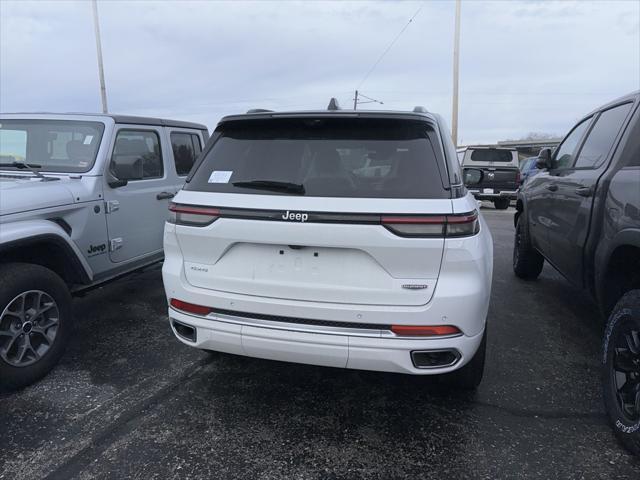 new 2025 Jeep Grand Cherokee car, priced at $59,995