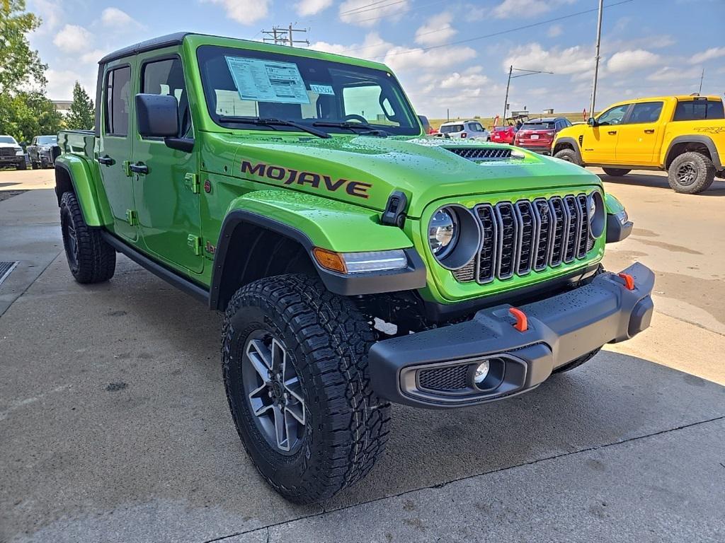 new 2025 Jeep Gladiator car, priced at $49,555