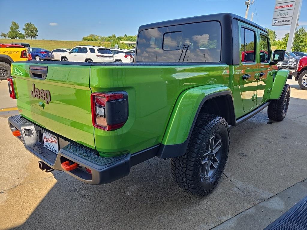 new 2025 Jeep Gladiator car, priced at $49,555