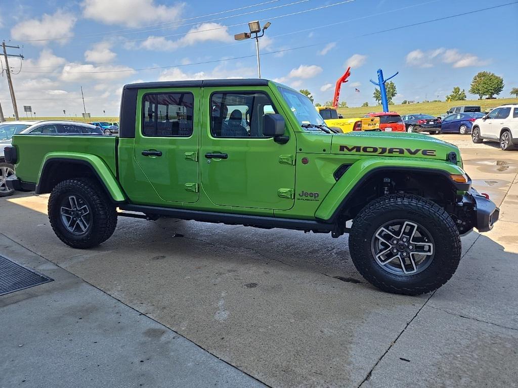 new 2025 Jeep Gladiator car, priced at $49,555
