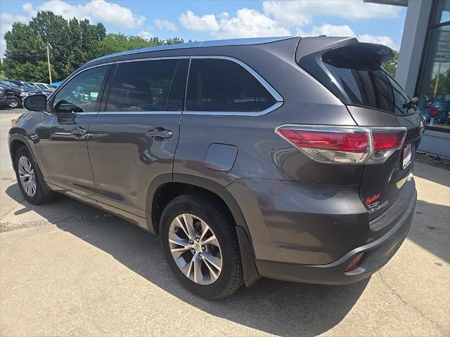 used 2014 Toyota Highlander car, priced at $13,988