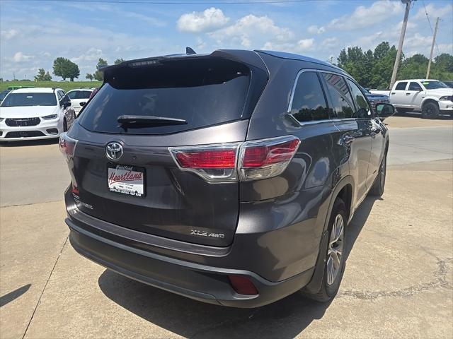 used 2014 Toyota Highlander car, priced at $13,988