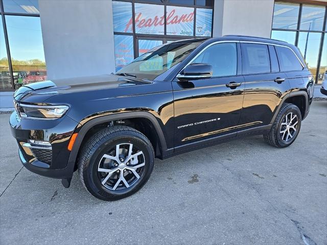 new 2025 Jeep Grand Cherokee car, priced at $40,508