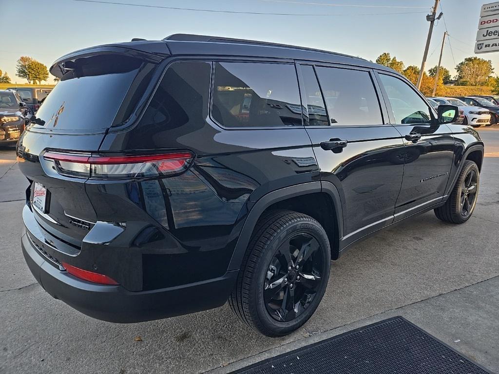 new 2025 Jeep Grand Cherokee car, priced at $49,791
