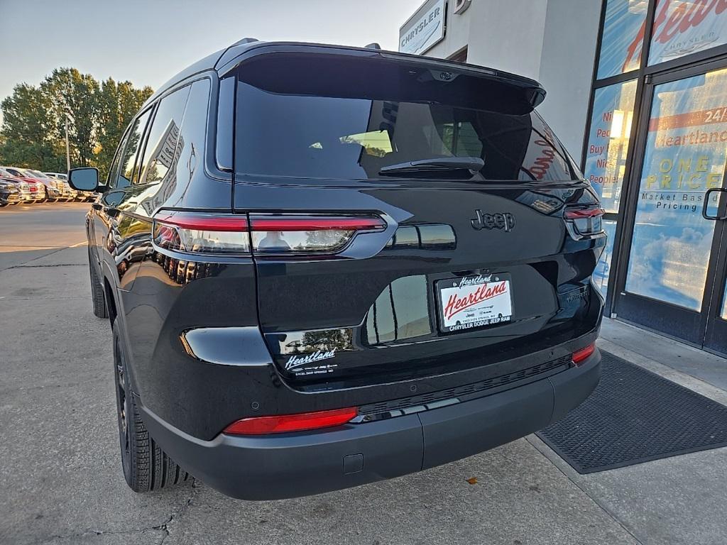 new 2025 Jeep Grand Cherokee car, priced at $49,791