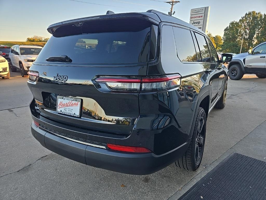 new 2025 Jeep Grand Cherokee car, priced at $49,791