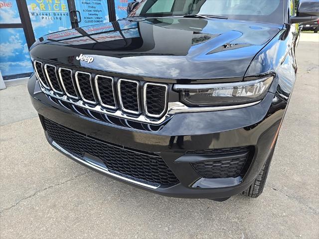 new 2024 Jeep Grand Cherokee car, priced at $35,576