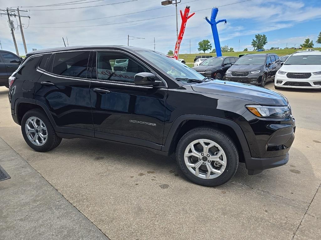 new 2025 Jeep Compass car, priced at $25,721