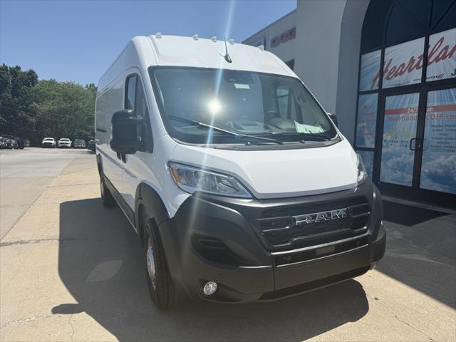 new 2025 Ram ProMaster 2500 car, priced at $48,555