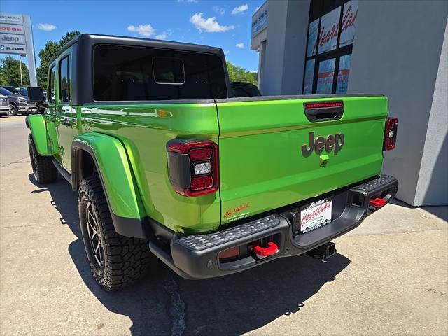 new 2025 Jeep Gladiator car, priced at $50,414