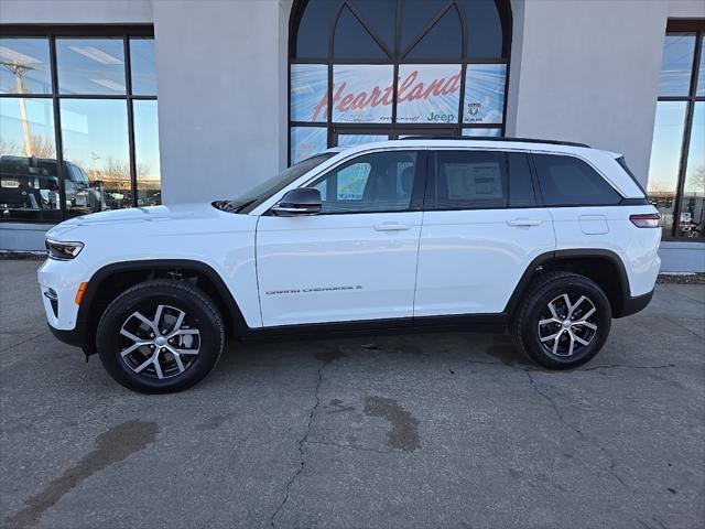 new 2025 Jeep Grand Cherokee car, priced at $44,978