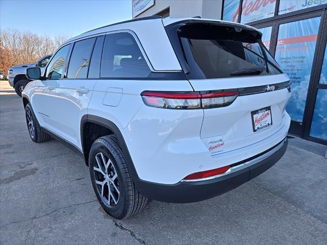 new 2025 Jeep Grand Cherokee car, priced at $44,978