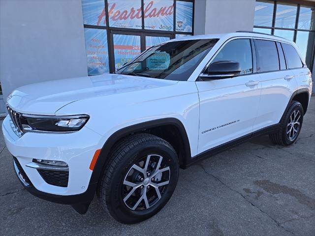 new 2025 Jeep Grand Cherokee car, priced at $44,978