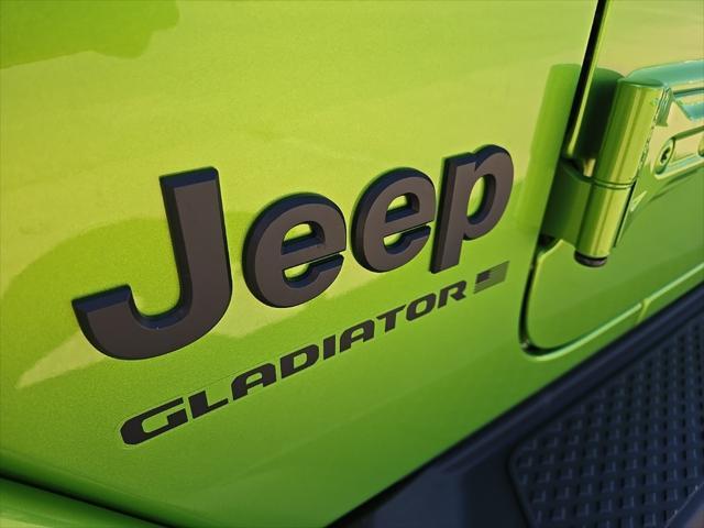 new 2025 Jeep Gladiator car, priced at $45,157
