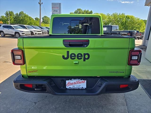 new 2025 Jeep Gladiator car, priced at $45,157