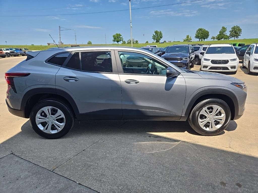 used 2025 Chevrolet Trax car, priced at $19,988