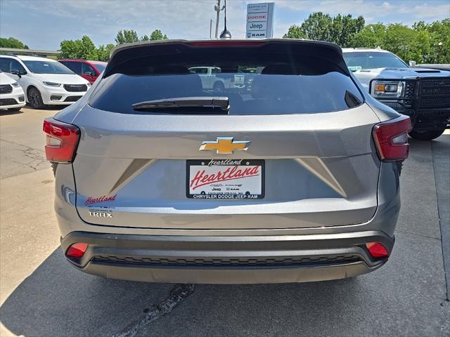 used 2025 Chevrolet Trax car, priced at $23,900