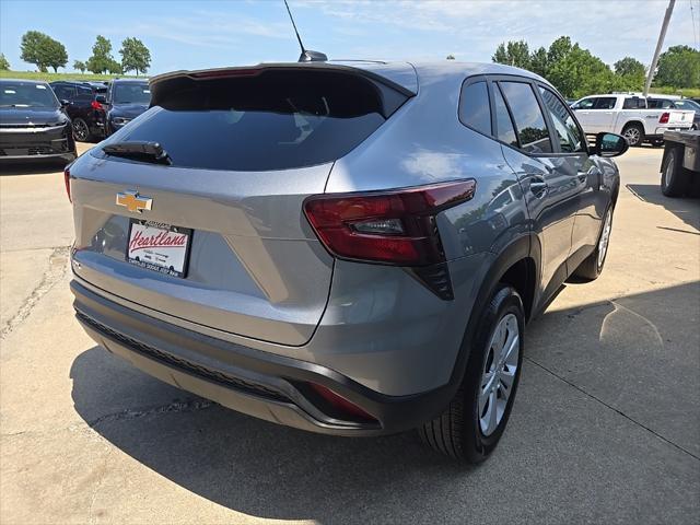 used 2025 Chevrolet Trax car, priced at $23,900