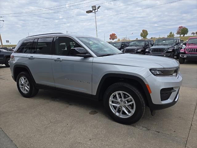 new 2025 Jeep Grand Cherokee car, priced at $37,126