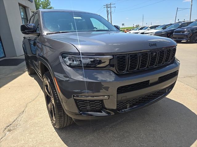 new 2025 Jeep Grand Cherokee car, priced at $49,564