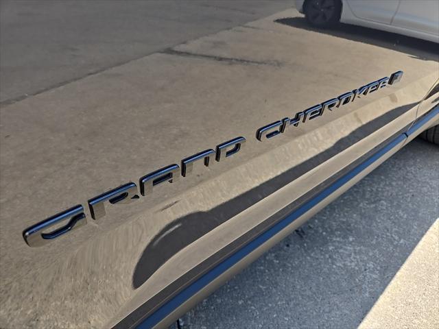 new 2025 Jeep Grand Cherokee car, priced at $49,564