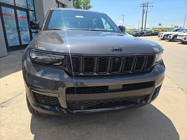 new 2025 Jeep Grand Cherokee car, priced at $49,564