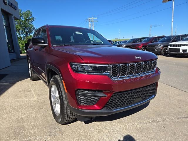 new 2025 Jeep Grand Cherokee car, priced at $37,093