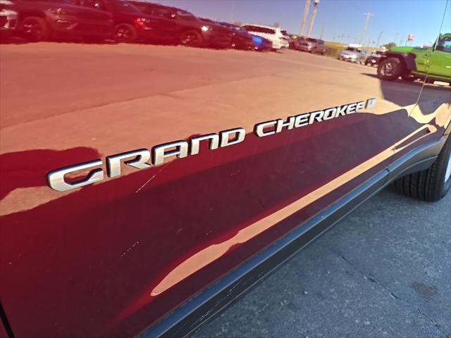 new 2025 Jeep Grand Cherokee car, priced at $37,093