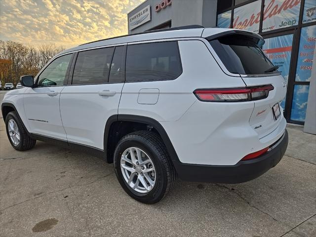 new 2025 Jeep Grand Cherokee car, priced at $38,225