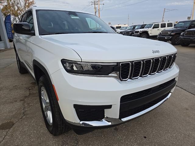 new 2025 Jeep Grand Cherokee car, priced at $38,225