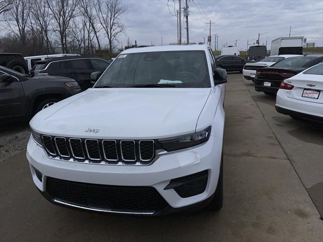 new 2025 Jeep Grand Cherokee car, priced at $36,426