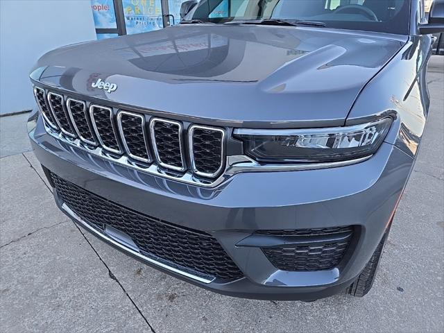 new 2025 Jeep Grand Cherokee car, priced at $36,061