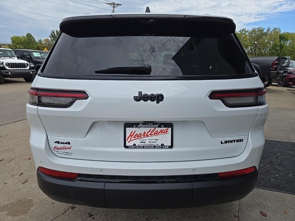 new 2025 Jeep Grand Cherokee car, priced at $46,573