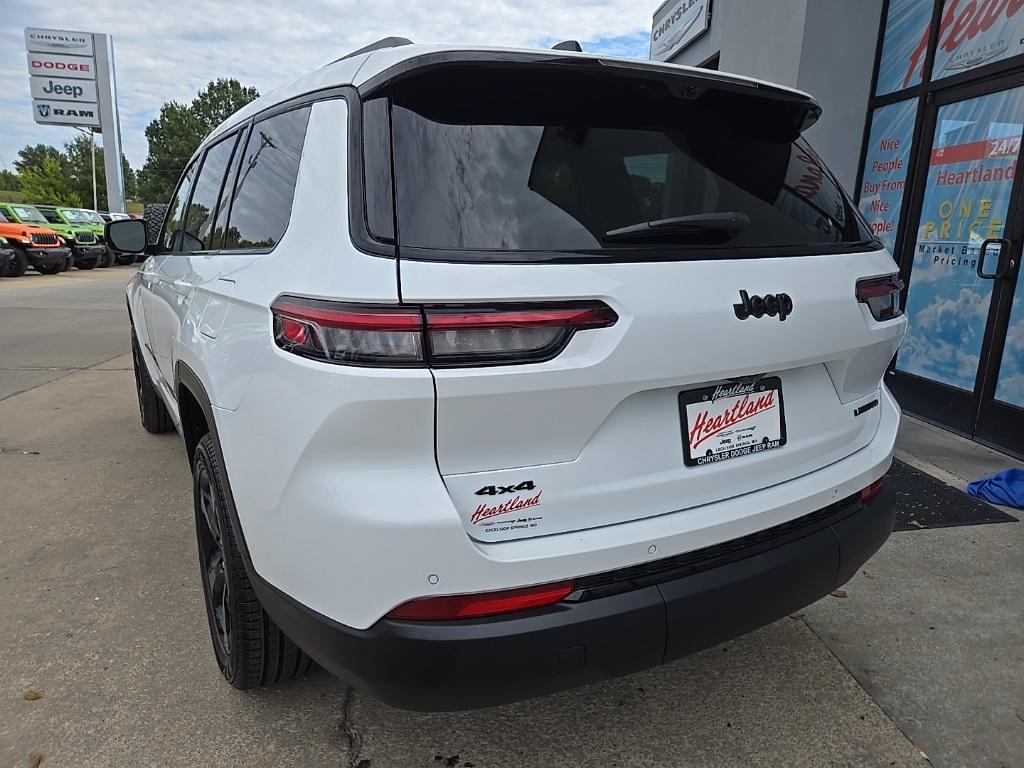 new 2025 Jeep Grand Cherokee car, priced at $46,573