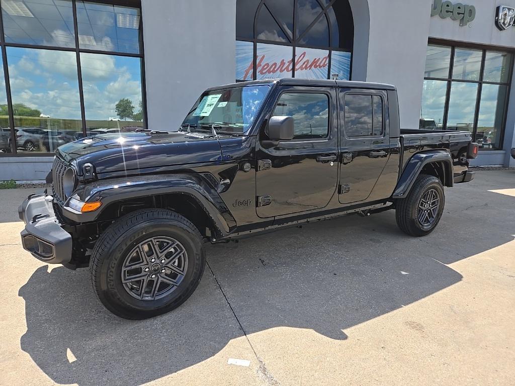 new 2025 Jeep Gladiator car, priced at $44,048