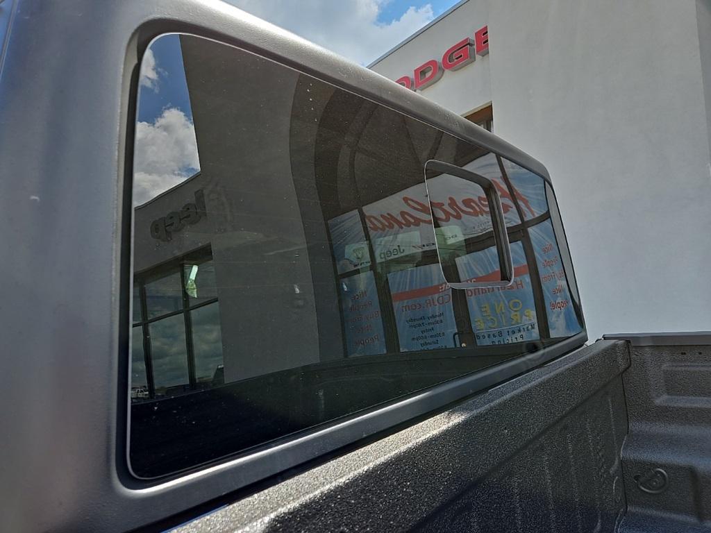 new 2025 Jeep Gladiator car, priced at $44,048