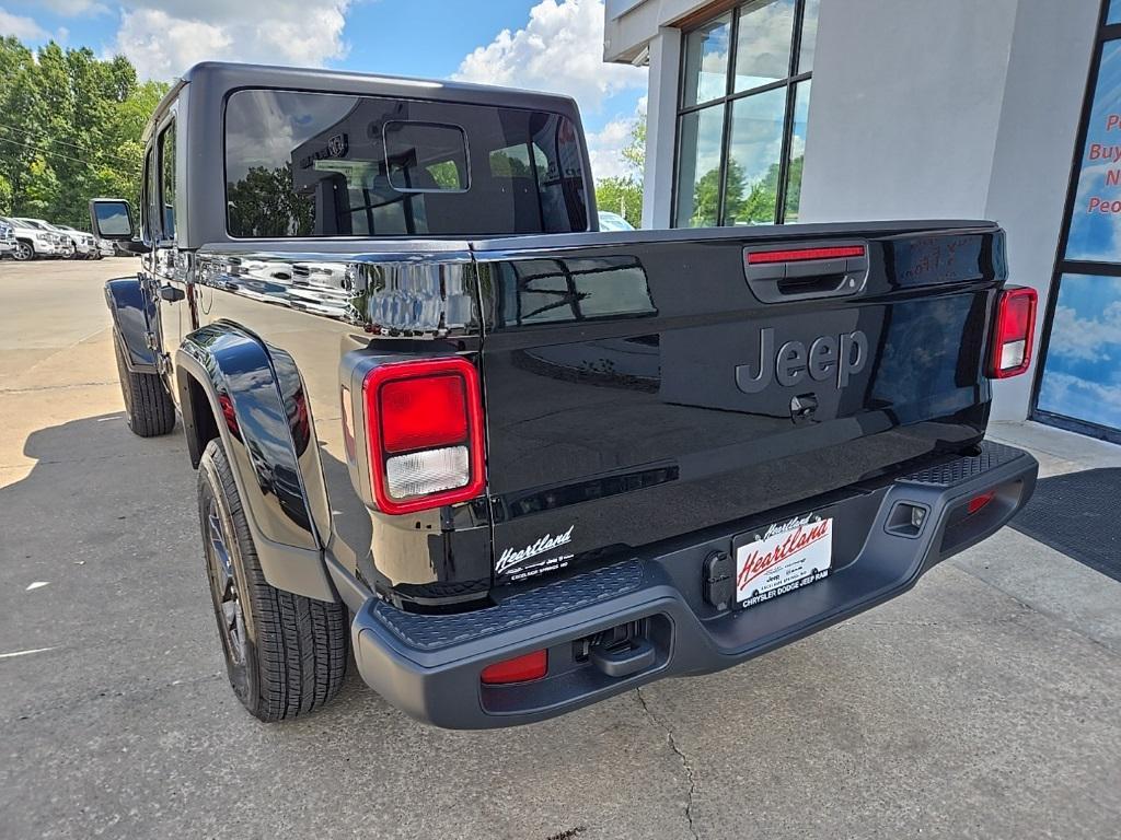new 2025 Jeep Gladiator car, priced at $44,048