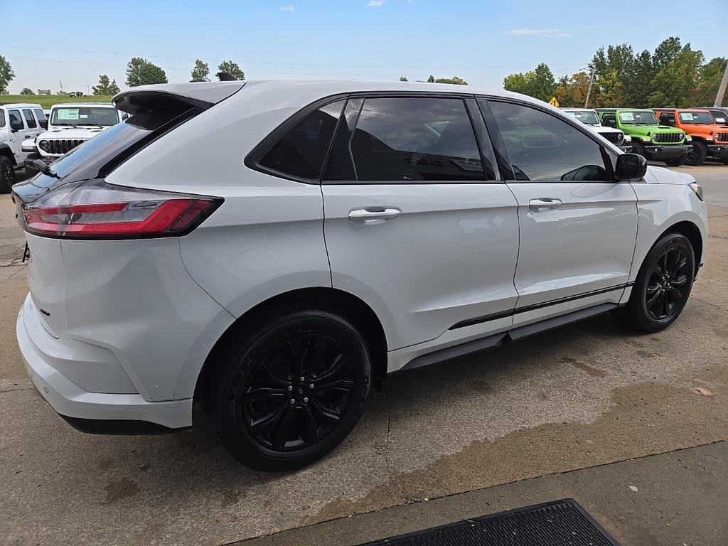 used 2022 Ford Edge car, priced at $21,900