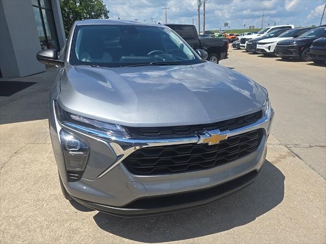 used 2025 Chevrolet Trax car, priced at $23,900