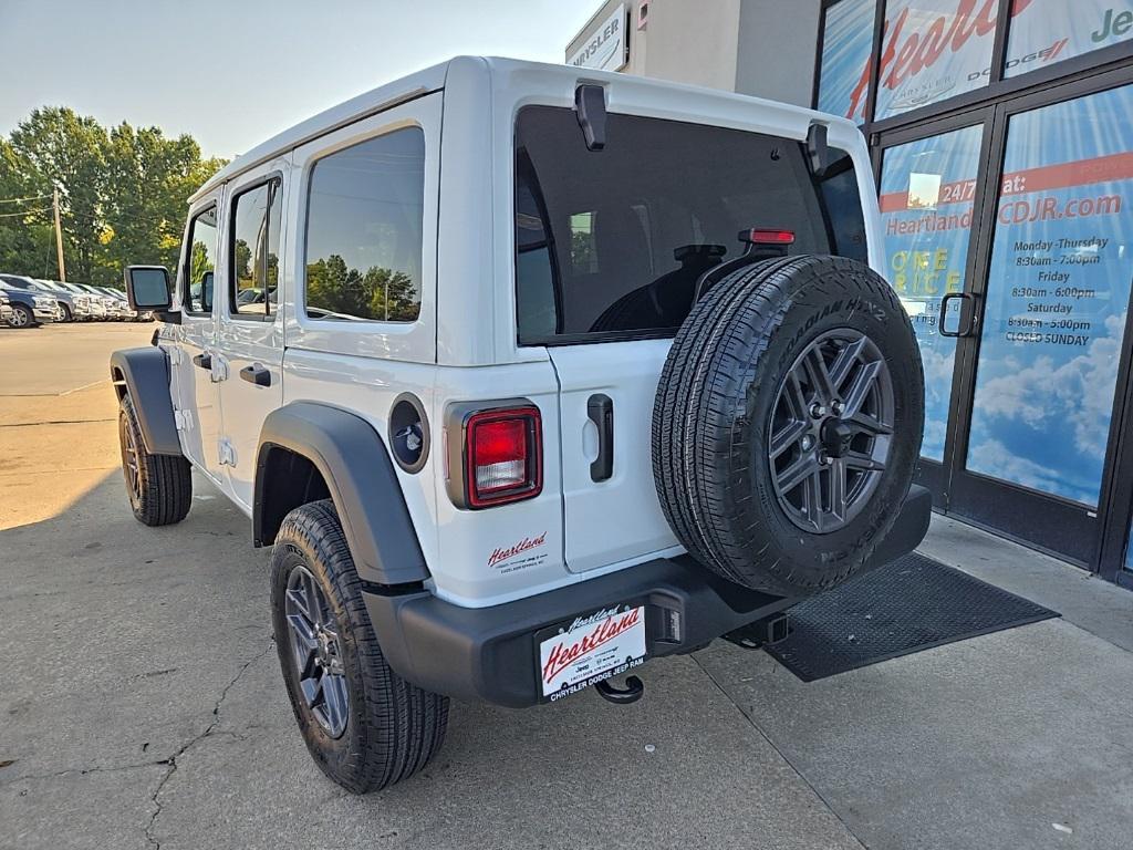 new 2025 Jeep Wrangler car, priced at $41,673