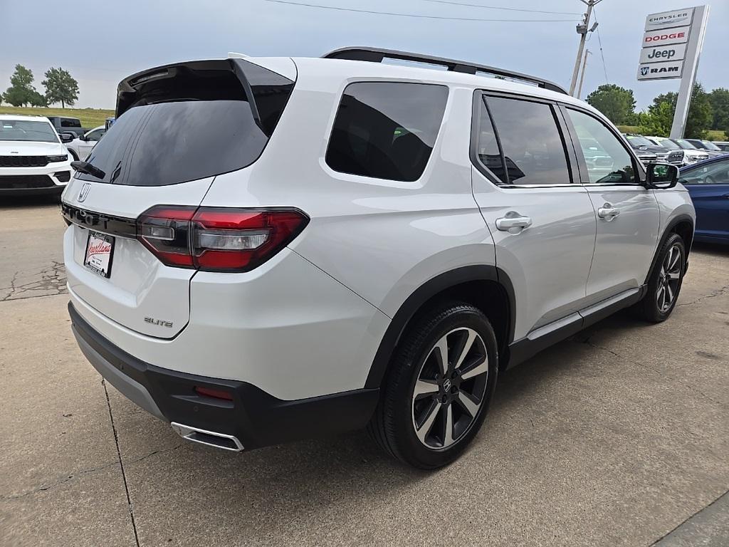 used 2023 Honda Pilot car, priced at $45,988