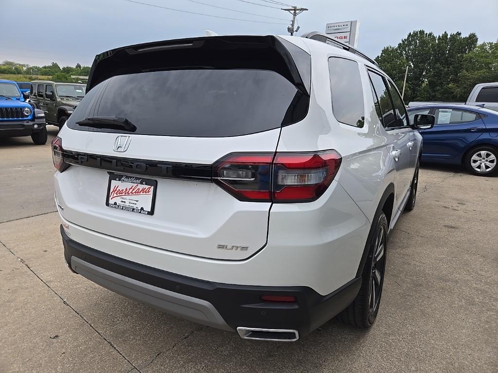 used 2023 Honda Pilot car, priced at $45,988