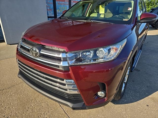 used 2018 Toyota Highlander car, priced at $17,488