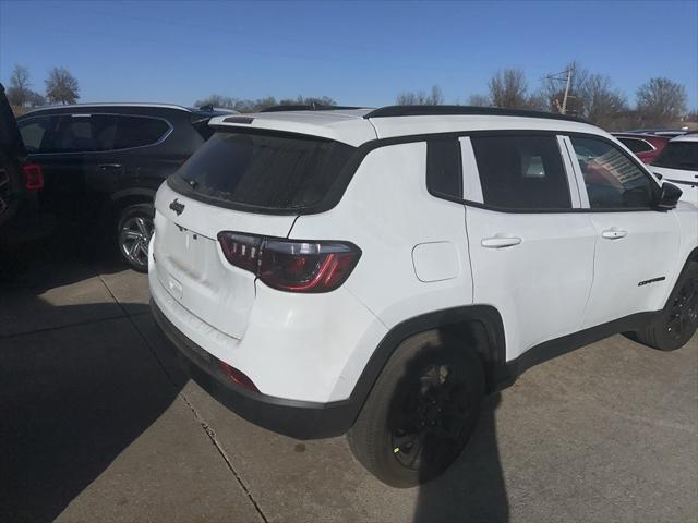 new 2025 Jeep Compass car, priced at $28,500