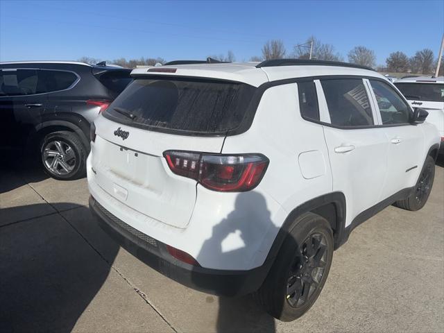 new 2025 Jeep Compass car, priced at $28,500