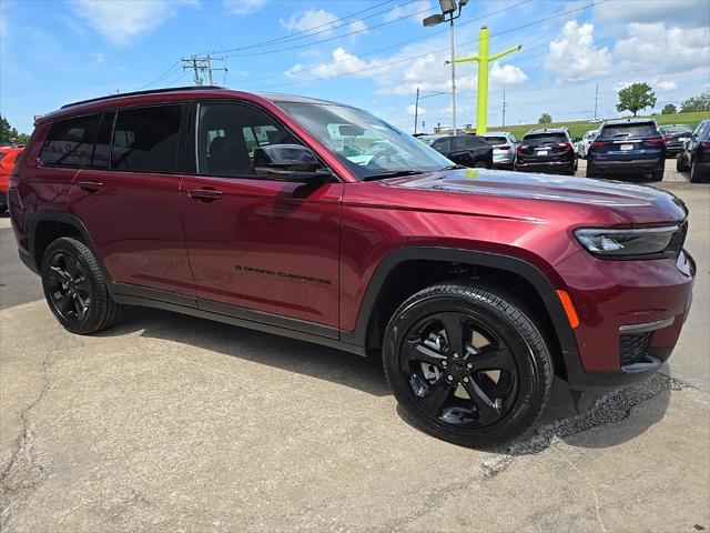 new 2025 Jeep Grand Cherokee car, priced at $49,764