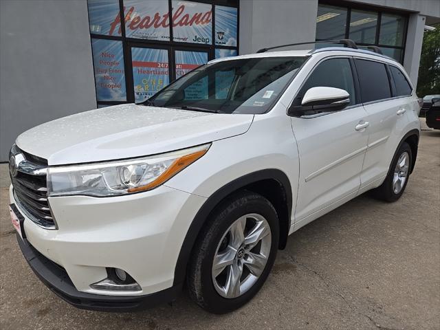 used 2016 Toyota Highlander car, priced at $17,988