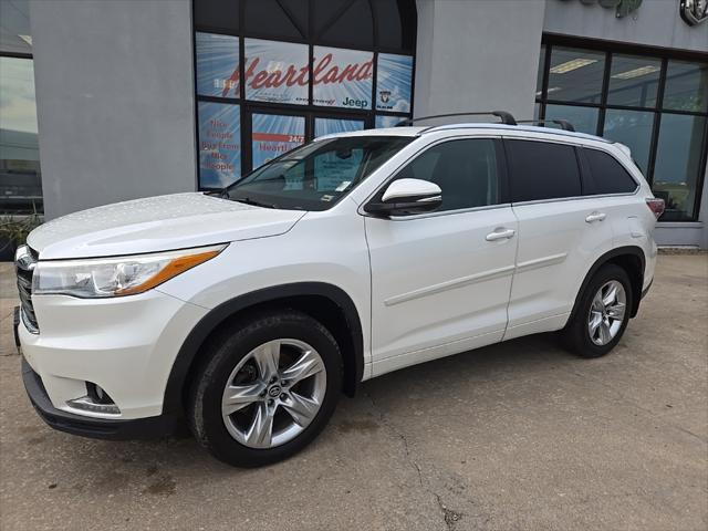 used 2016 Toyota Highlander car, priced at $17,988